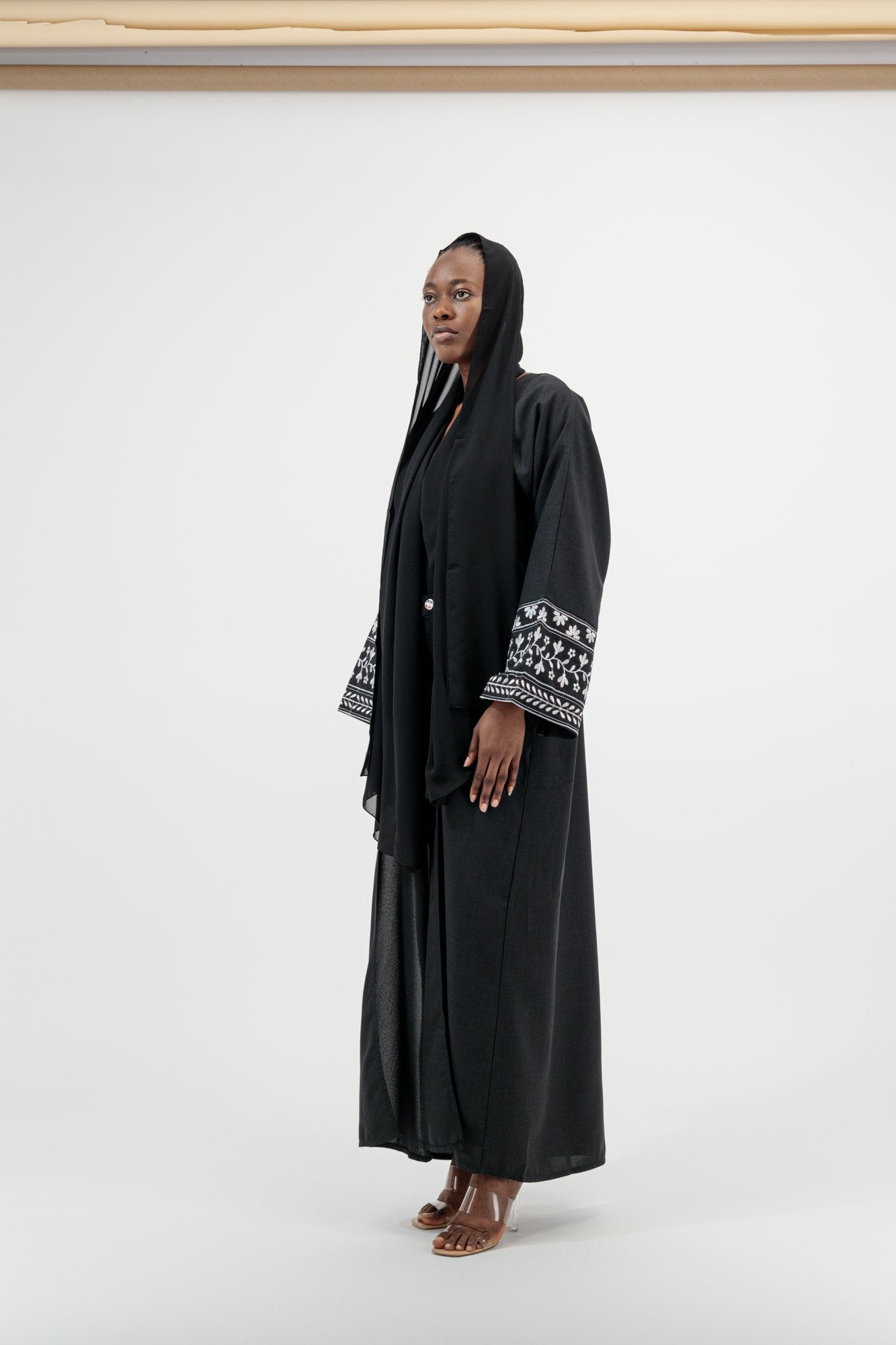 Anaabia abaya sleeve