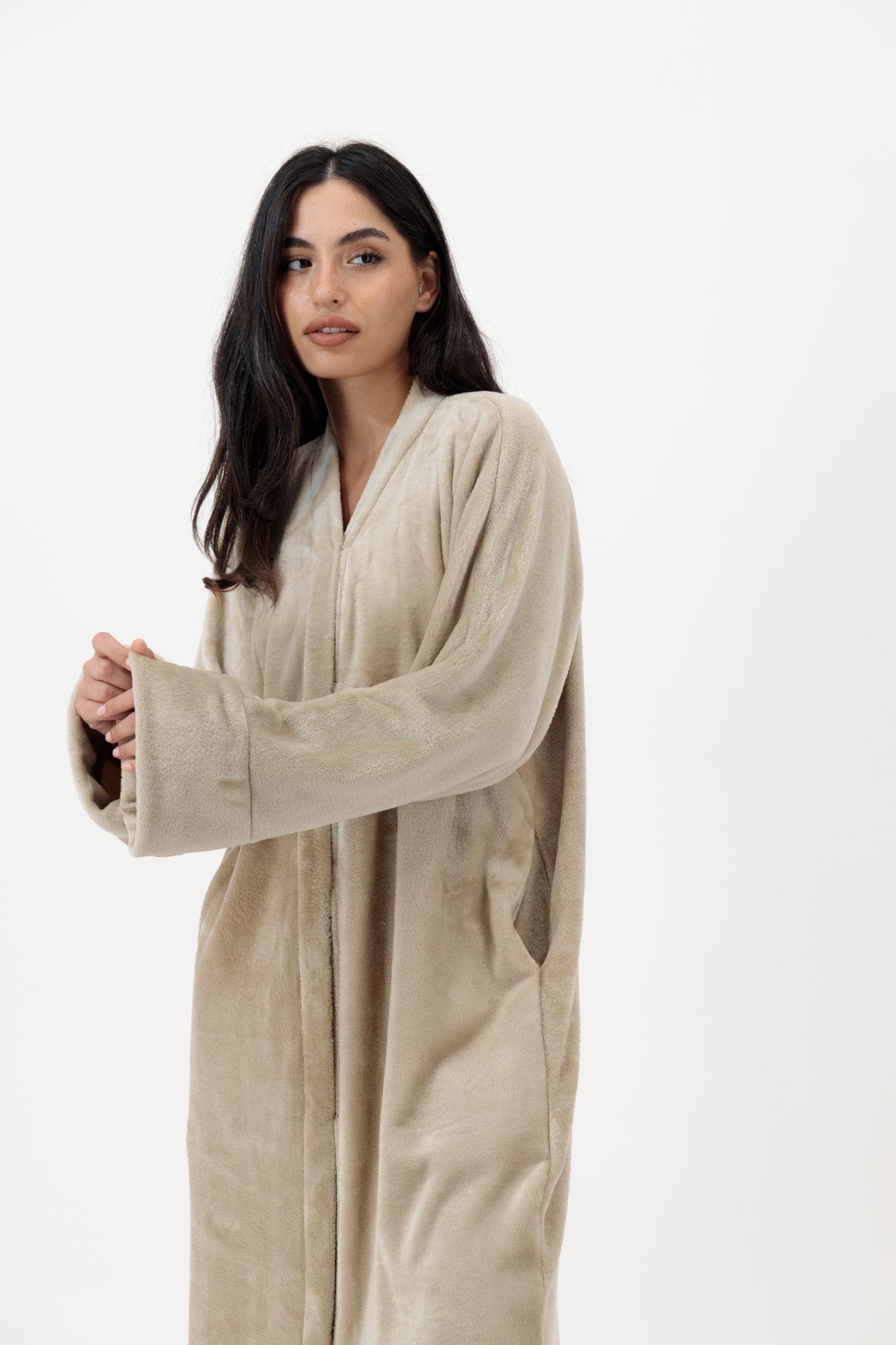 Cosy Fur abaya model-sleeve