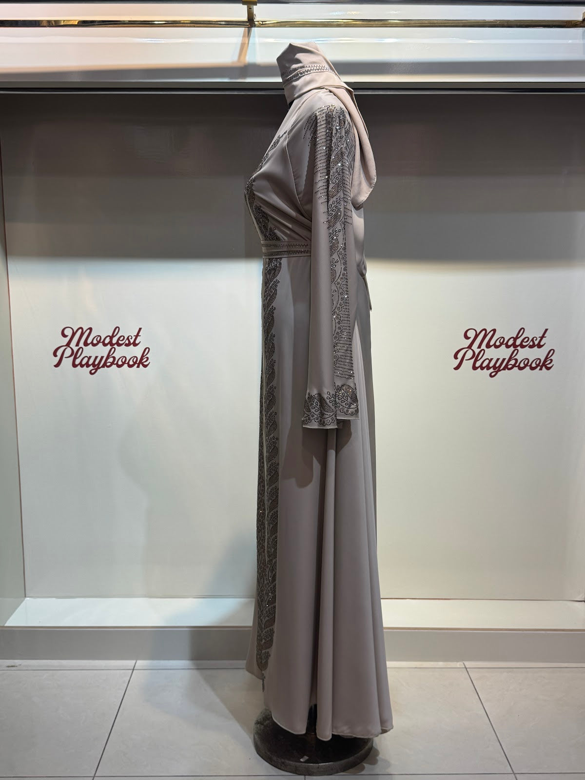 ABAYA DESIGN 76 side