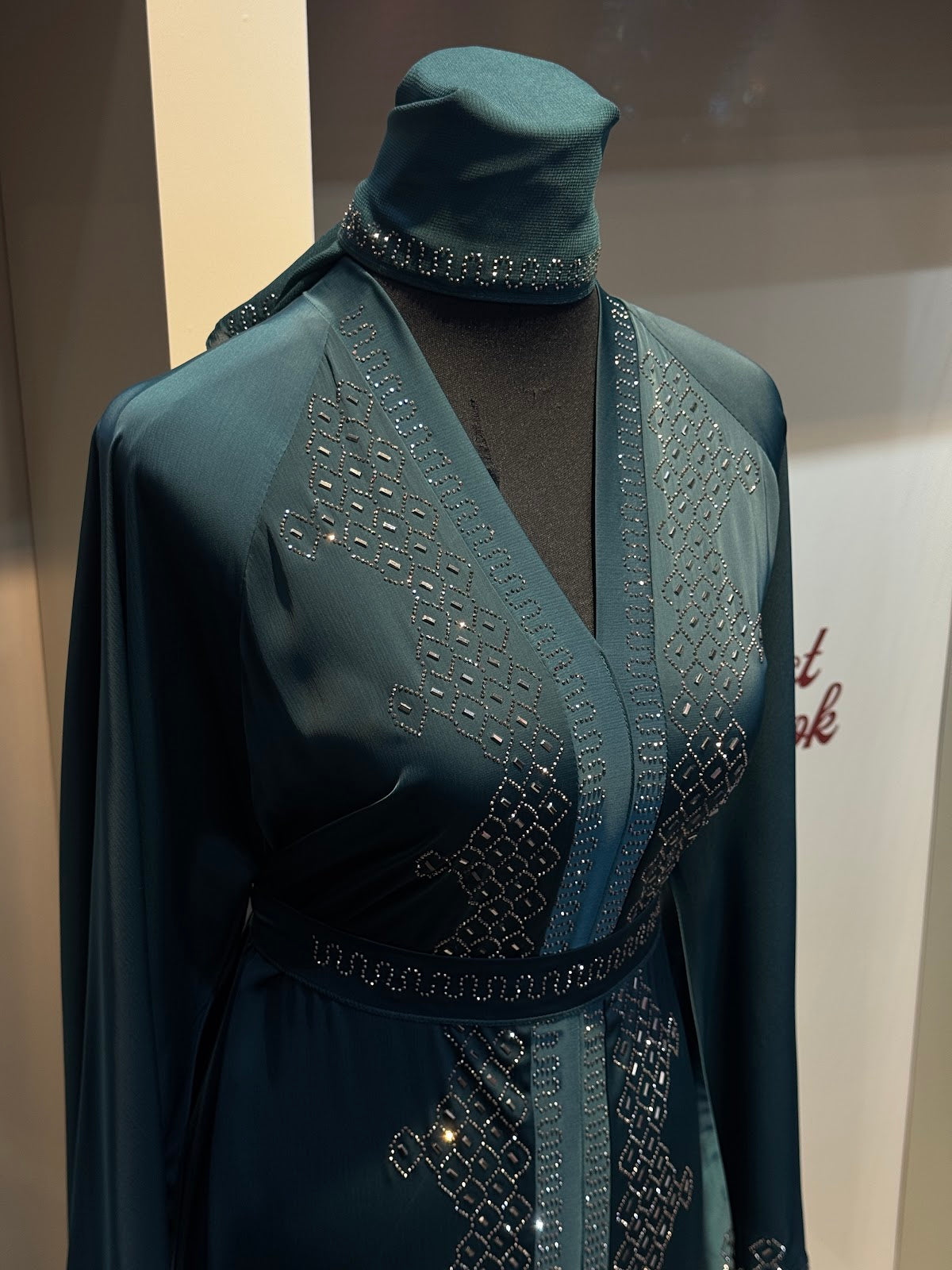 ABAYA DESIGN 105