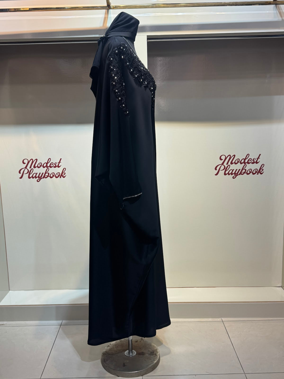 ABAYA DESIGN 70 side