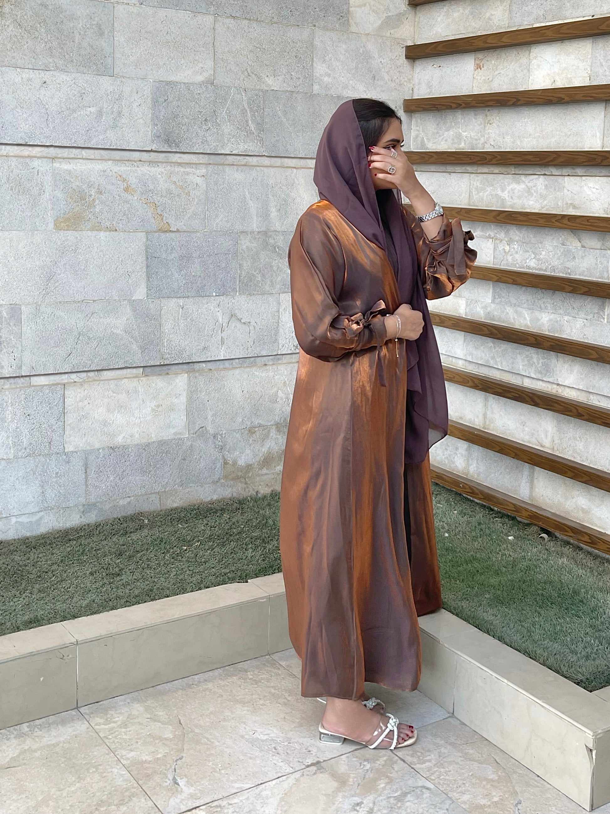 Lamia abaya brown