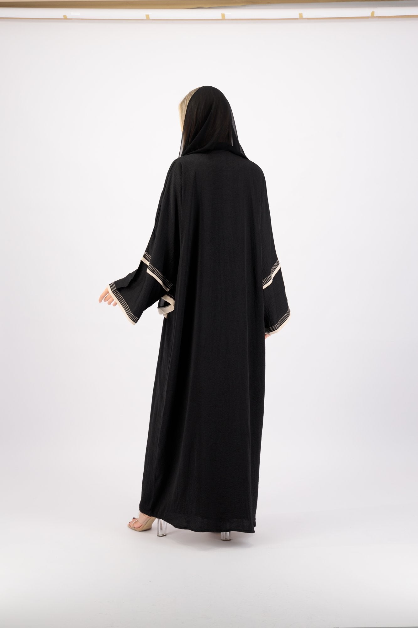 Black Cream Band abaya back