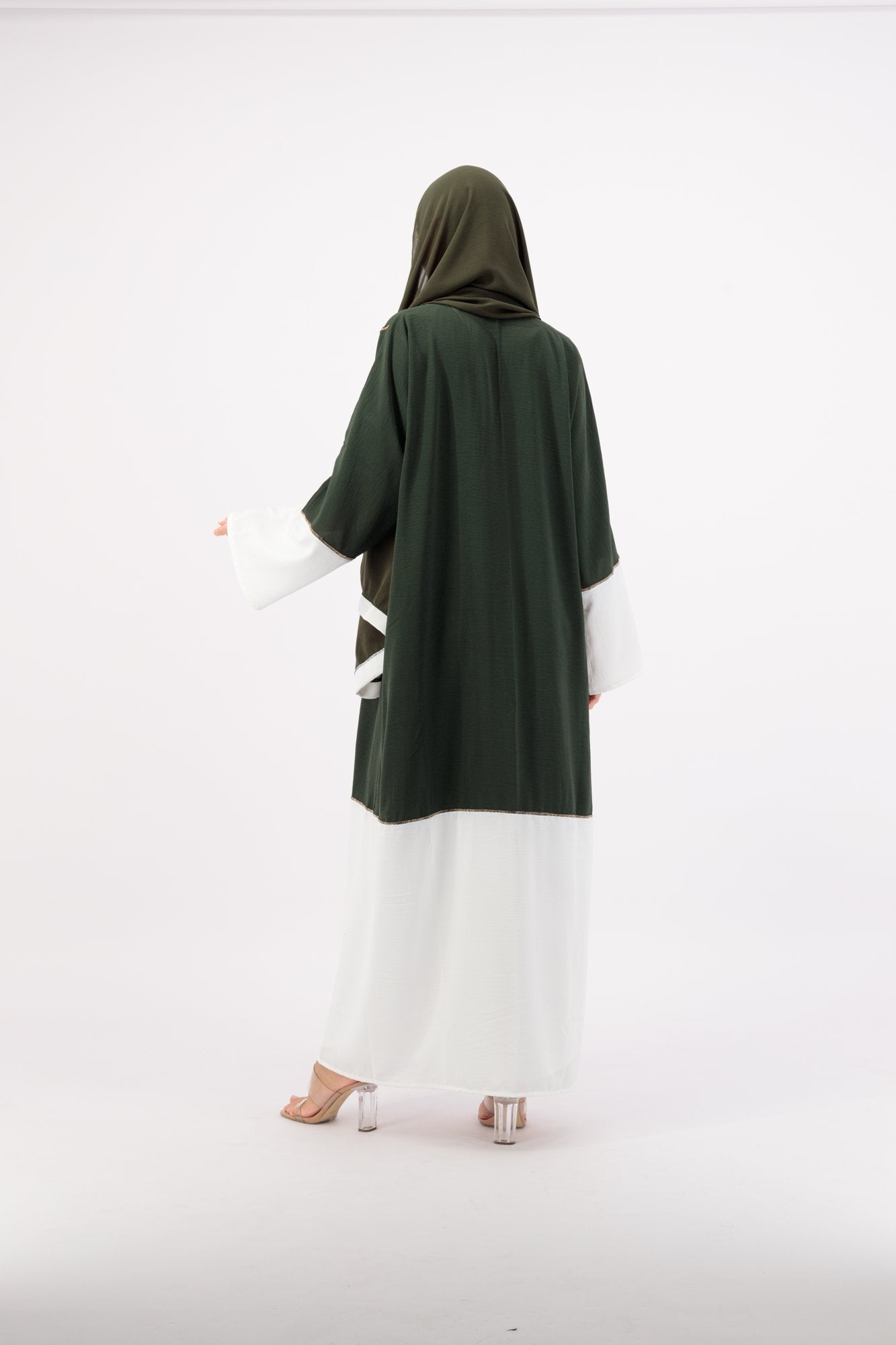 Studio 3 abaya back