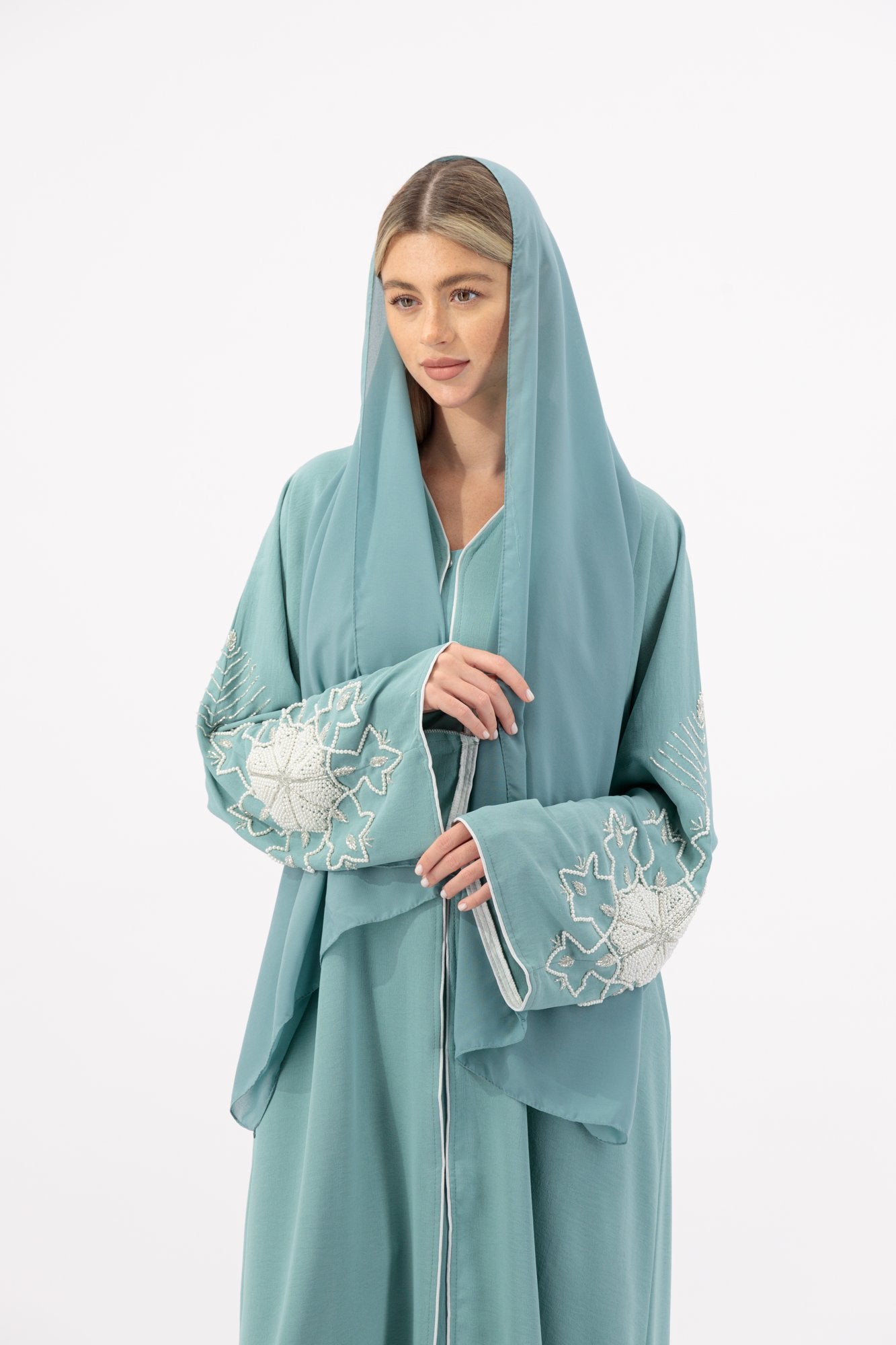 Studio 6 abaya closeup