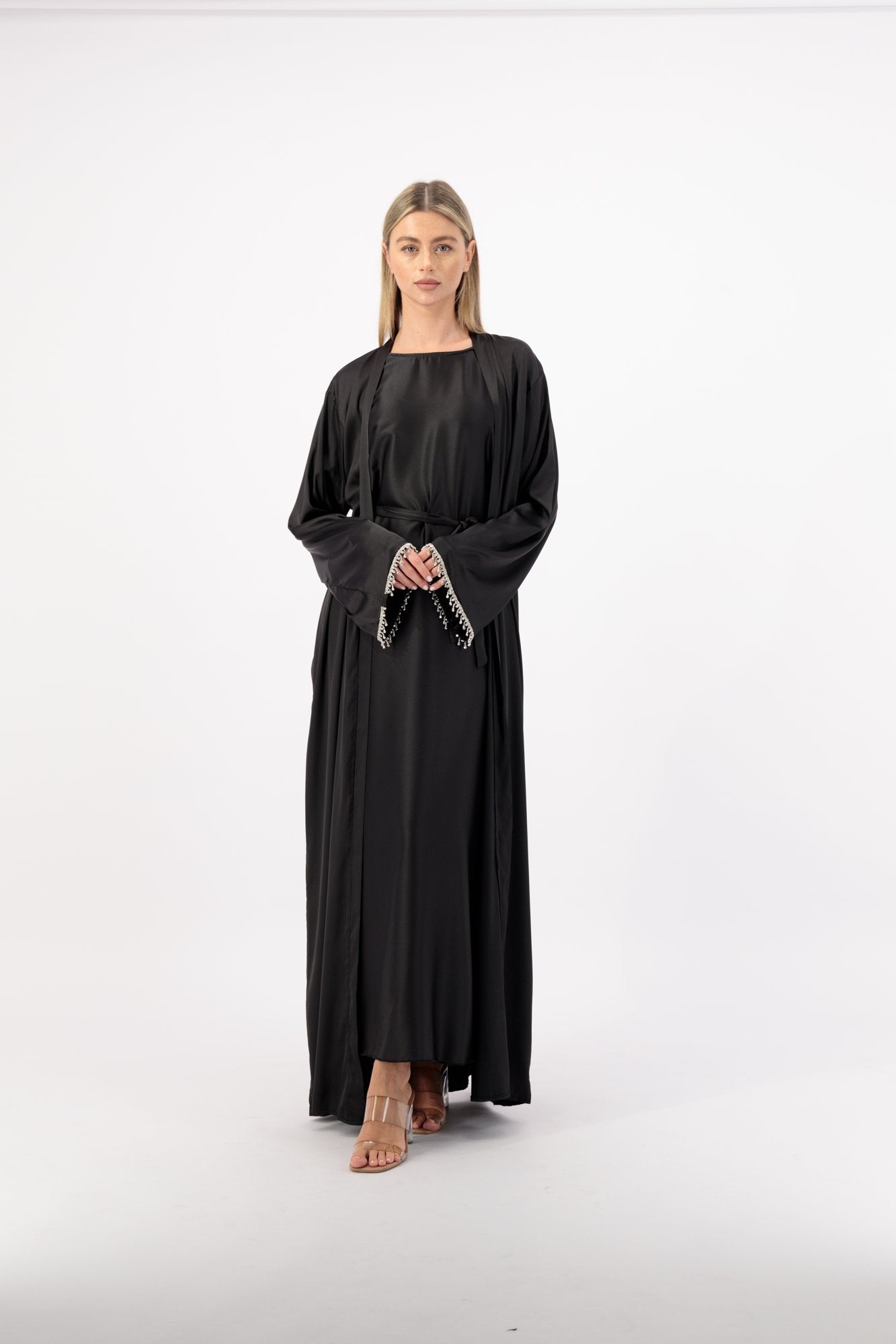 Studio 2 abaya colour-black-front