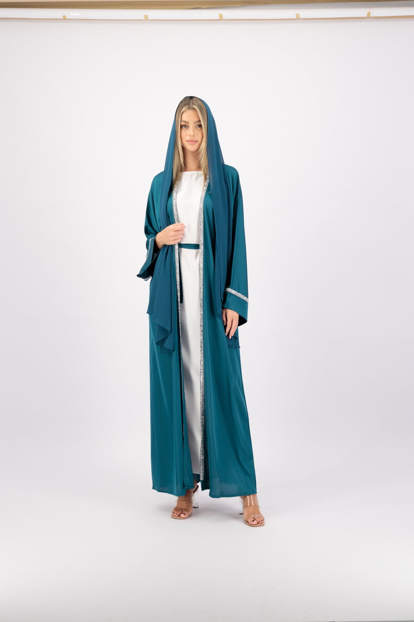 Elahi abaya colour-teal-front