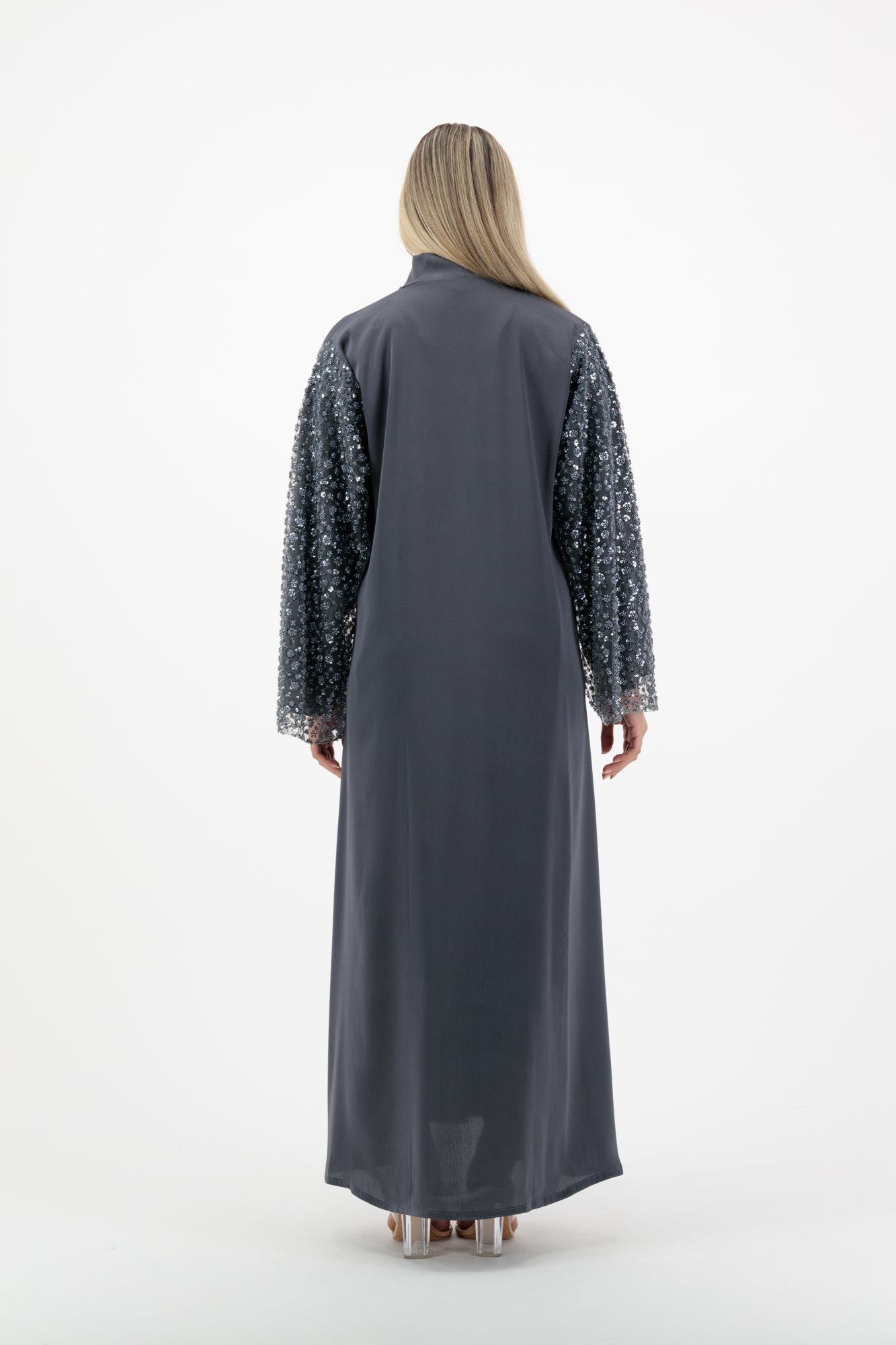 Insha abaya back