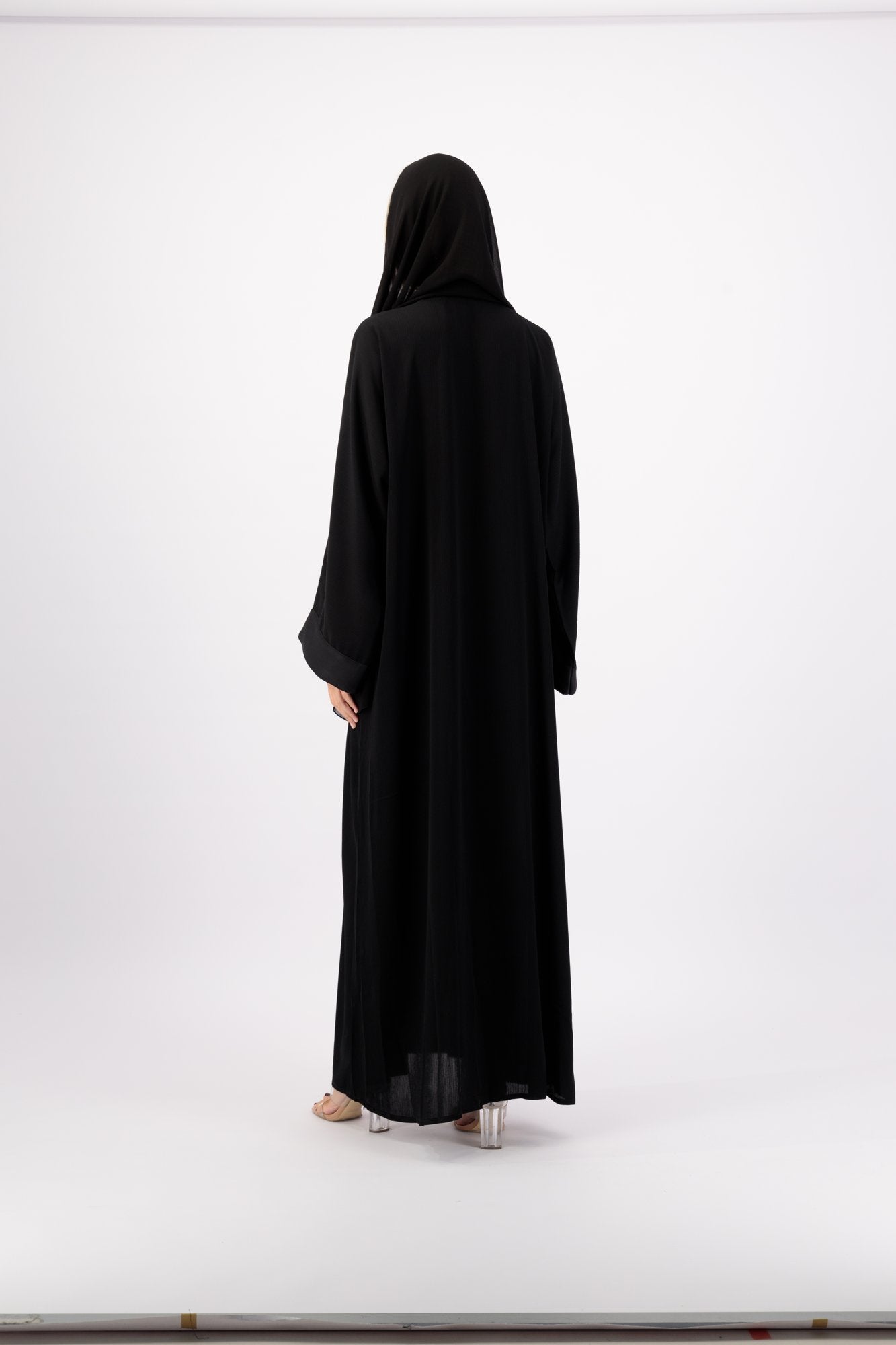 Leena abaya back