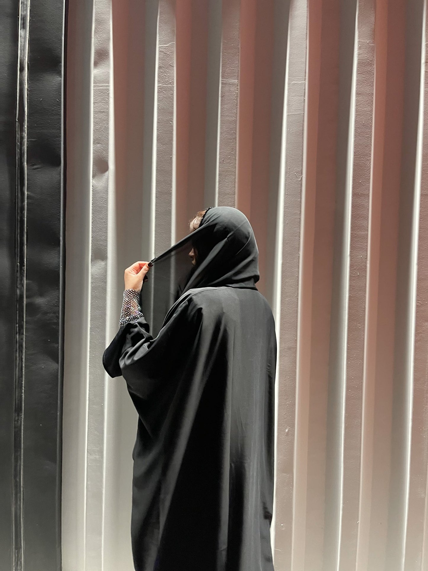 Dalal abaya back