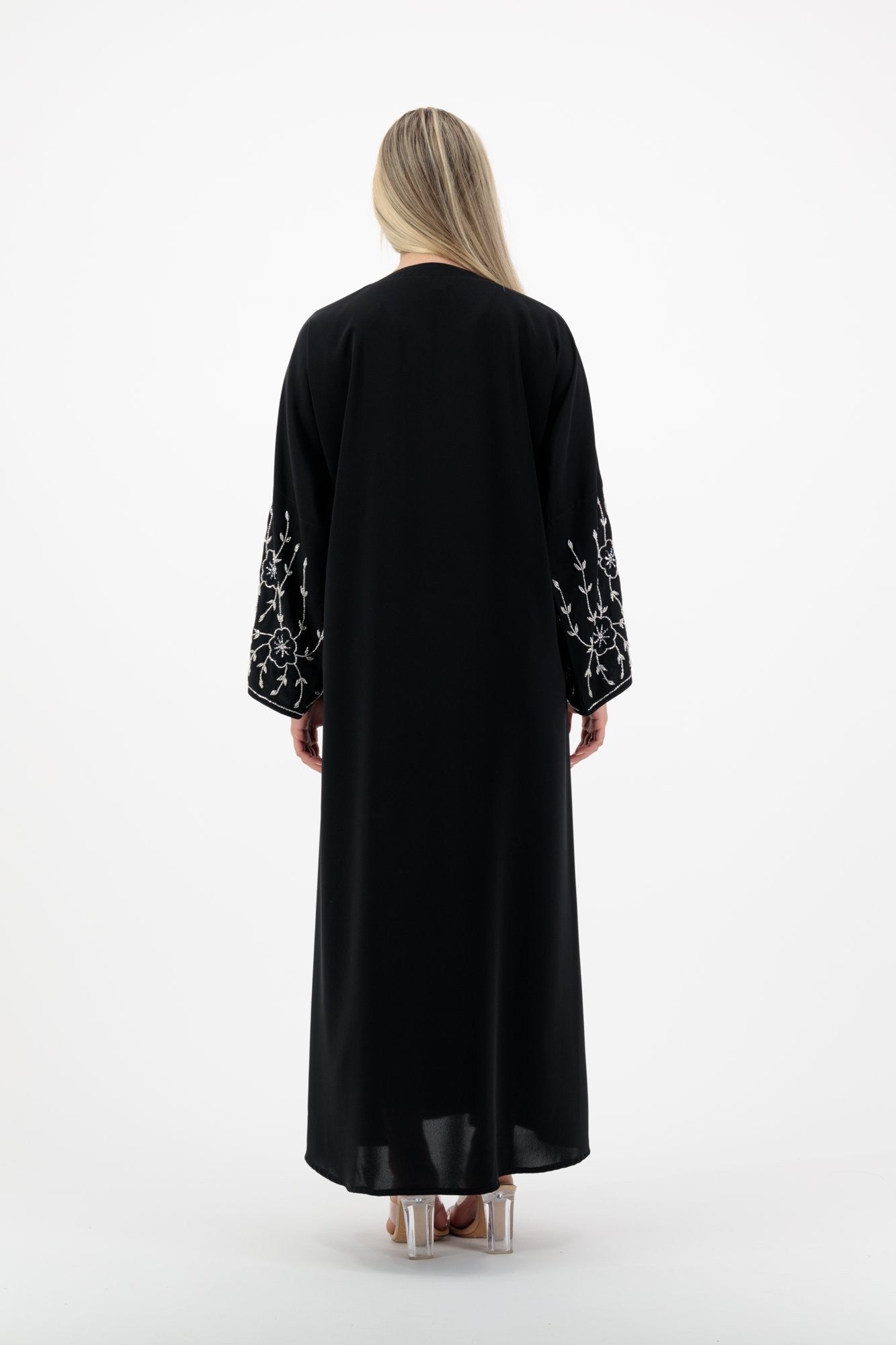 Nayla abaya back