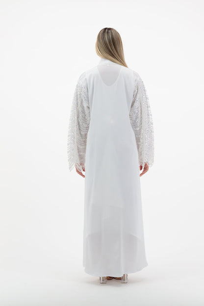 Izza abaya back