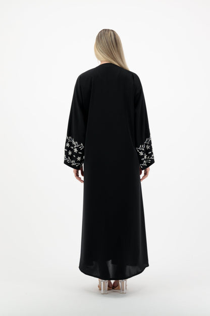 Samya abaya back