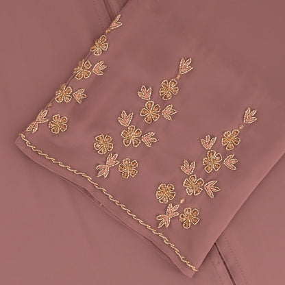 Fariha abaya closeup