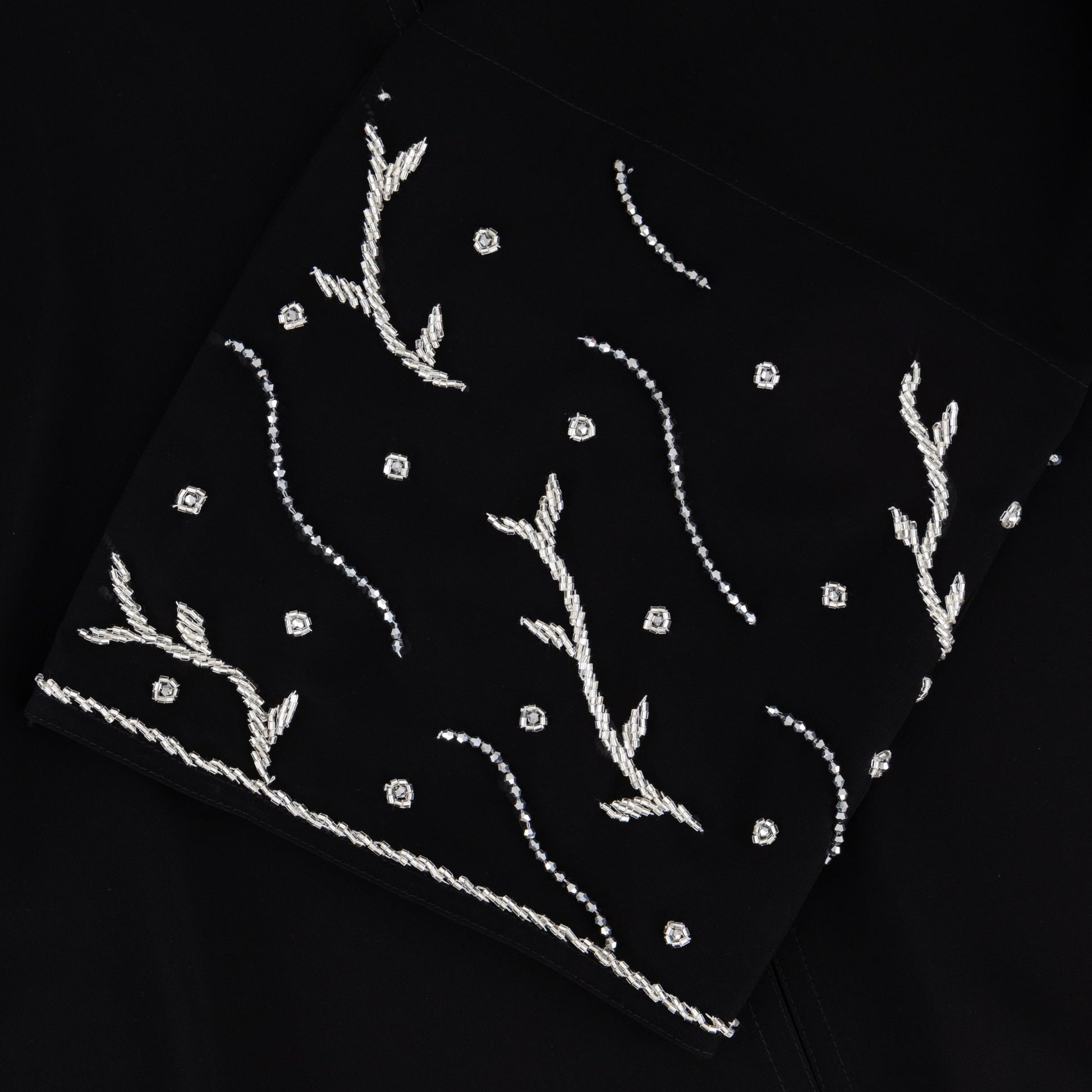 Zimal abaya closeup