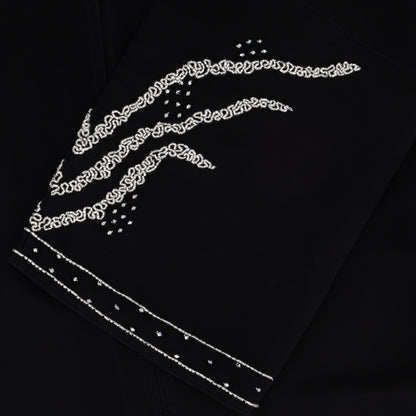 Inaya abaya closeup