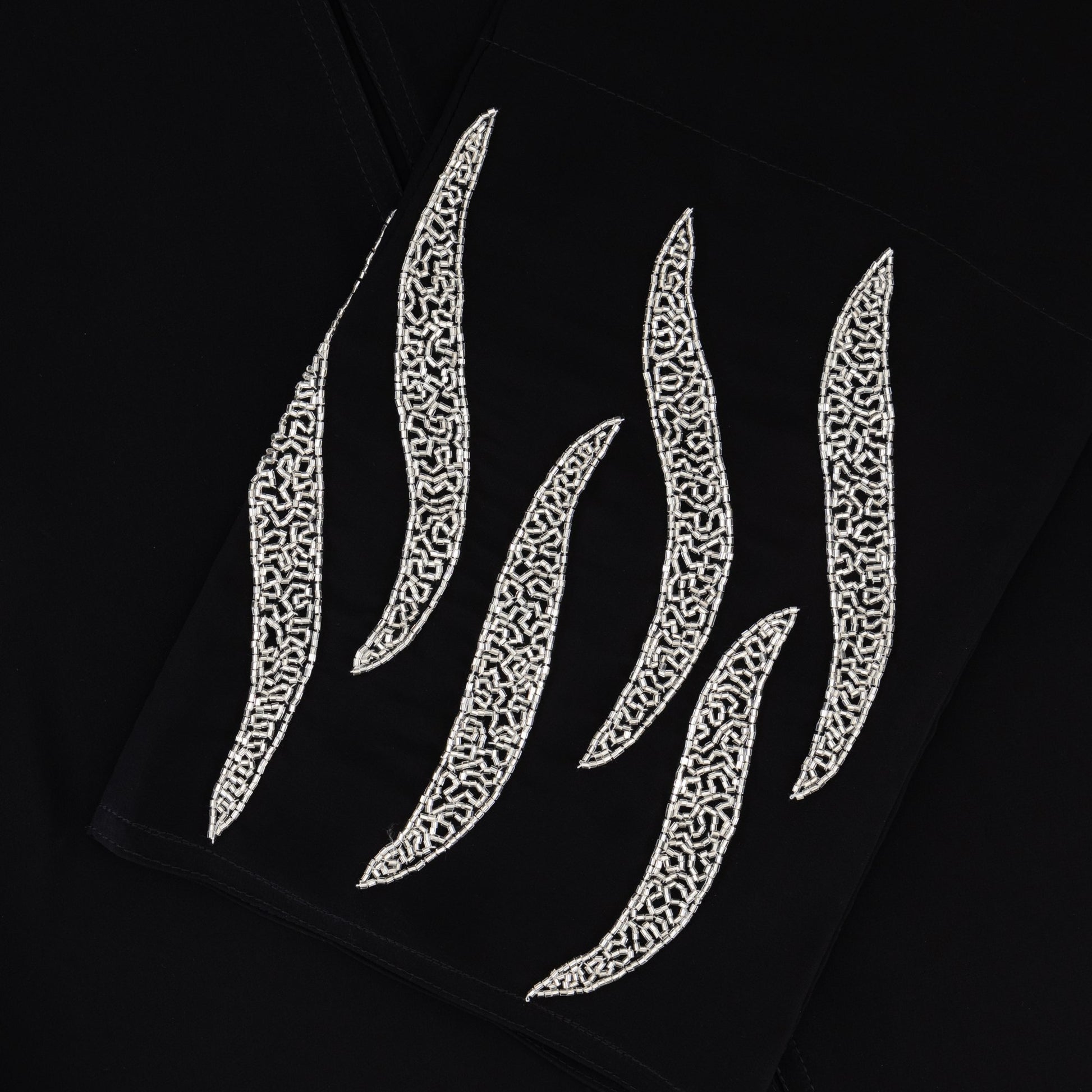 Miraal abaya closeup
