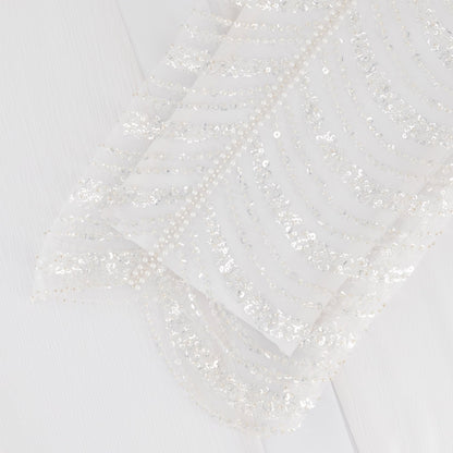 Izza abaya closeup
