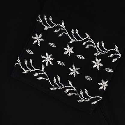 Samya abaya closeup