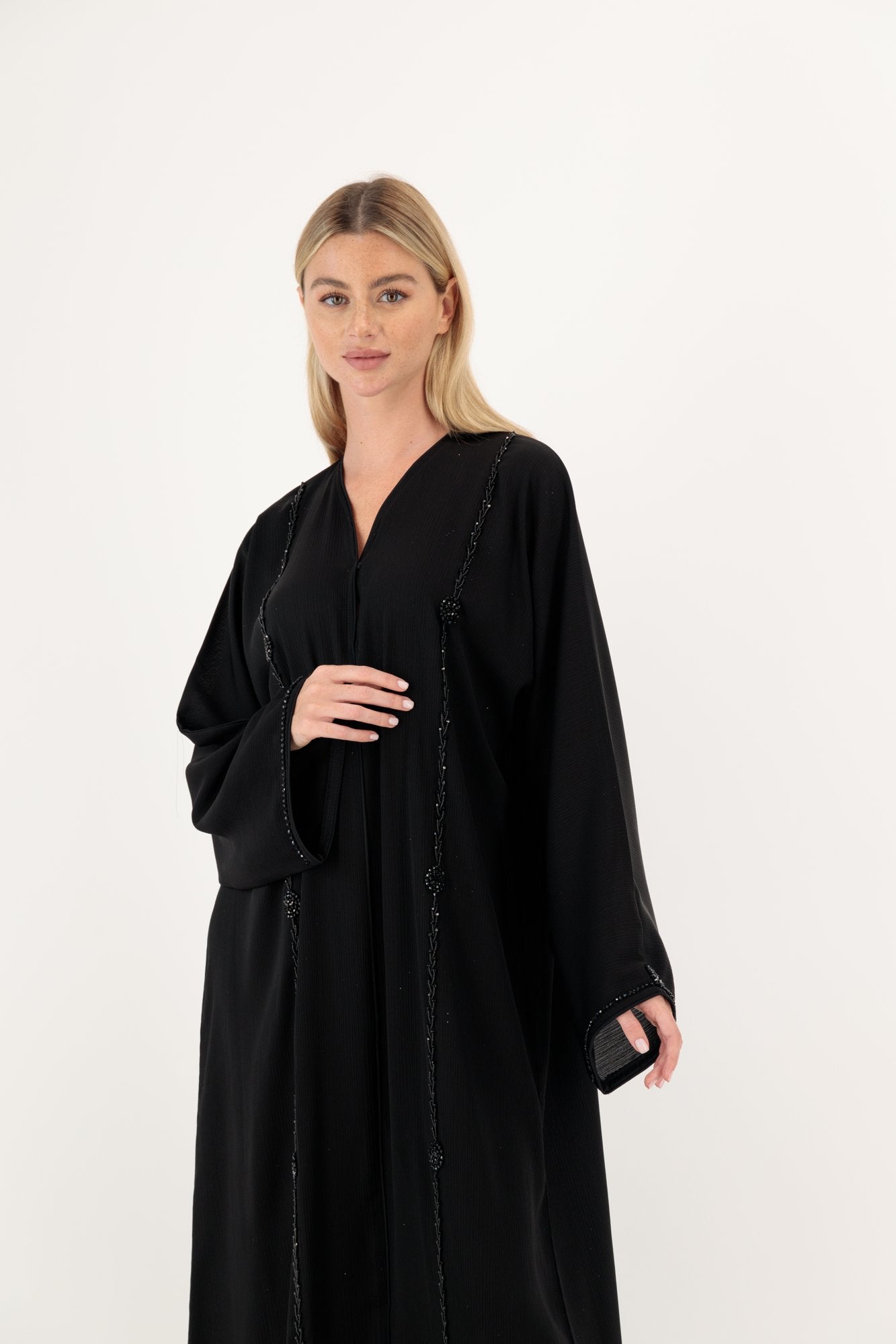 Lila abaya closeup