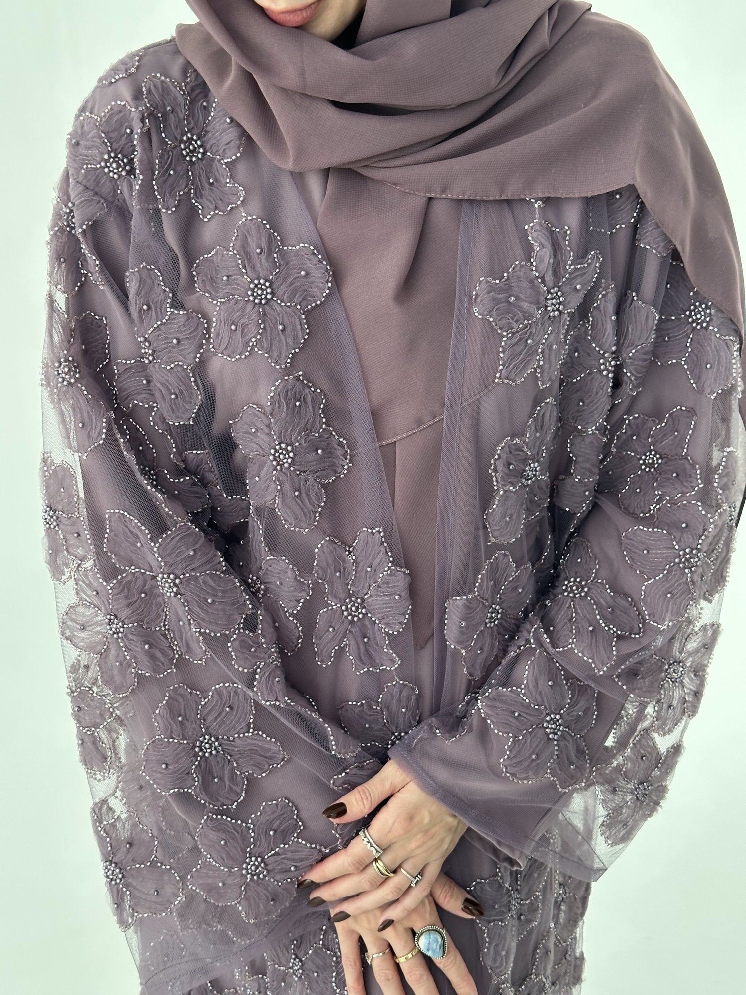 Alana abaya closeup