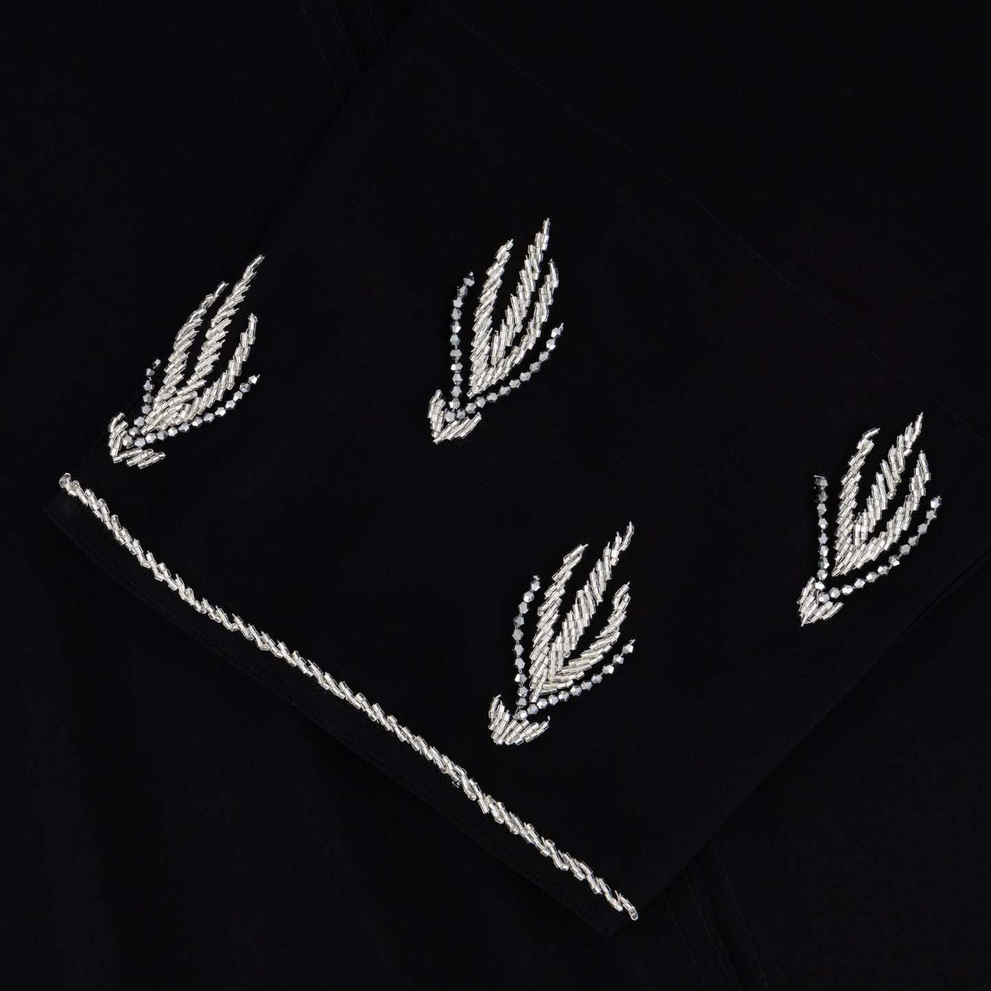 Sadia abaya closeup
