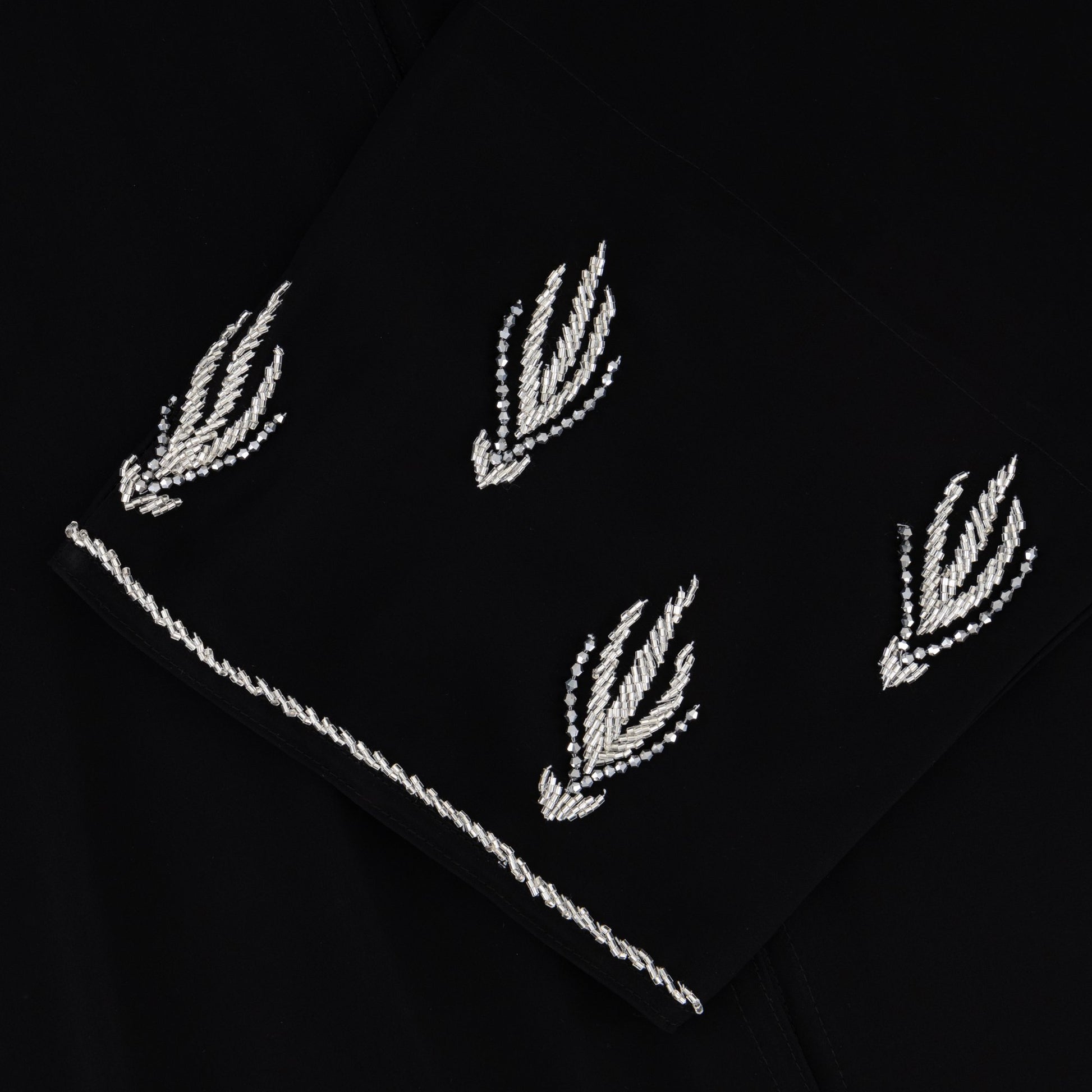 Sadia abaya closeup