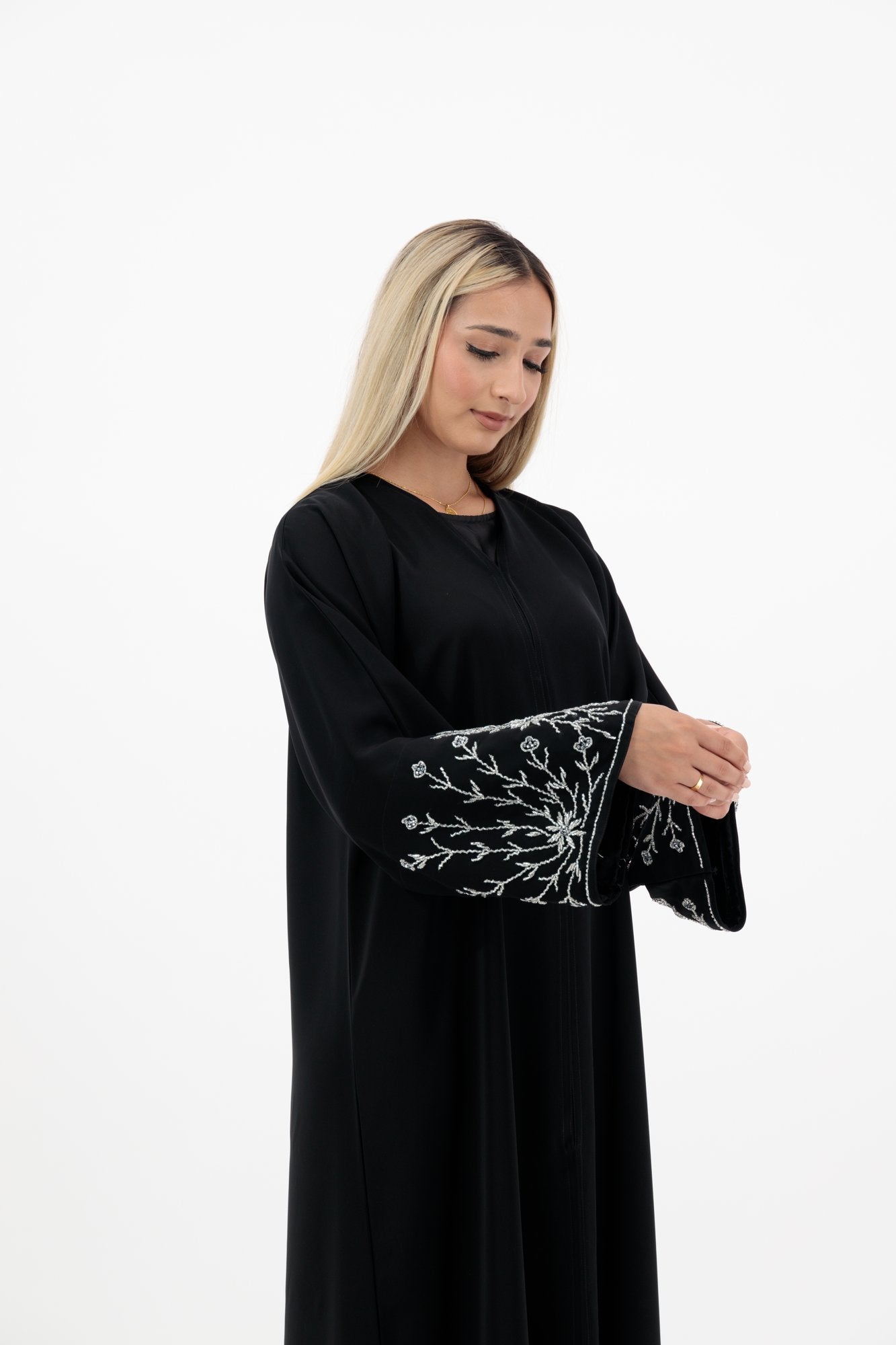 Zayla abaya sleeve