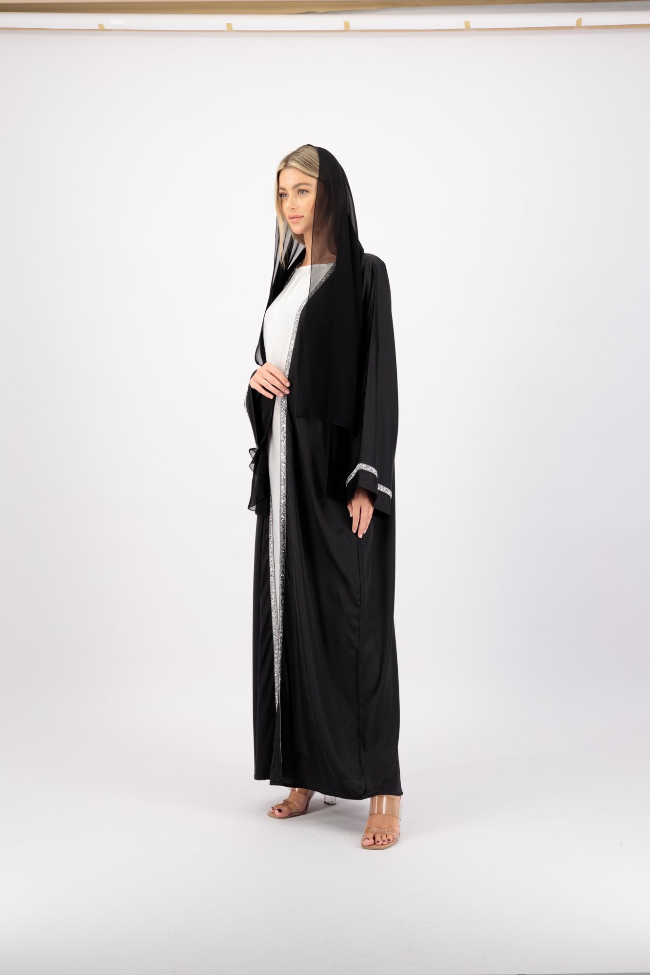 Elahi abaya sleeve