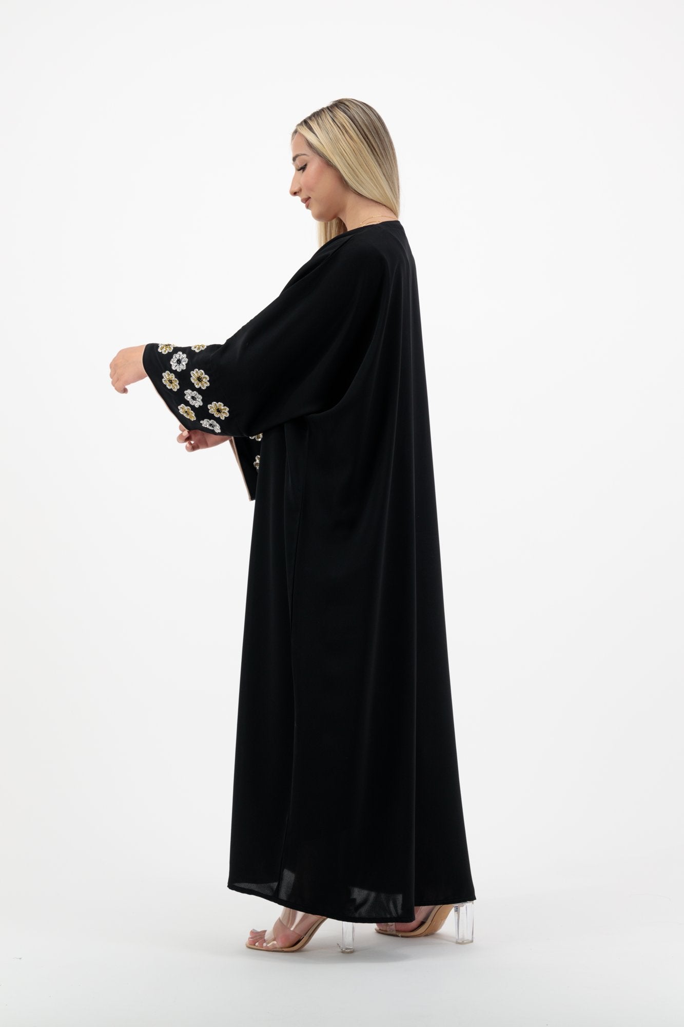 Raya abaya sleeve
