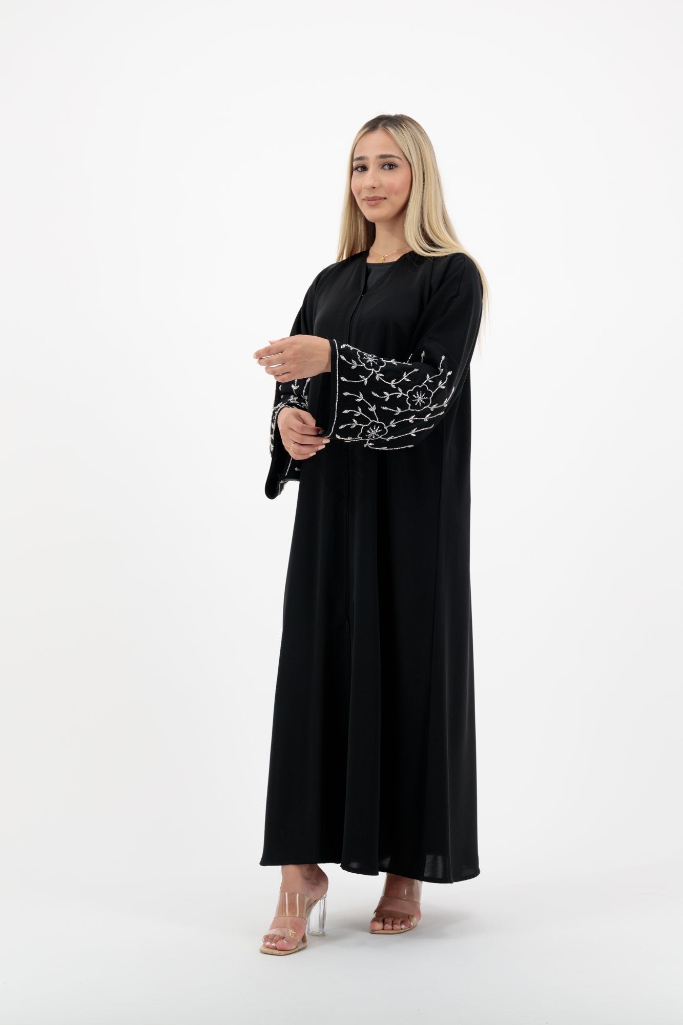 Nayla abaya sleeve