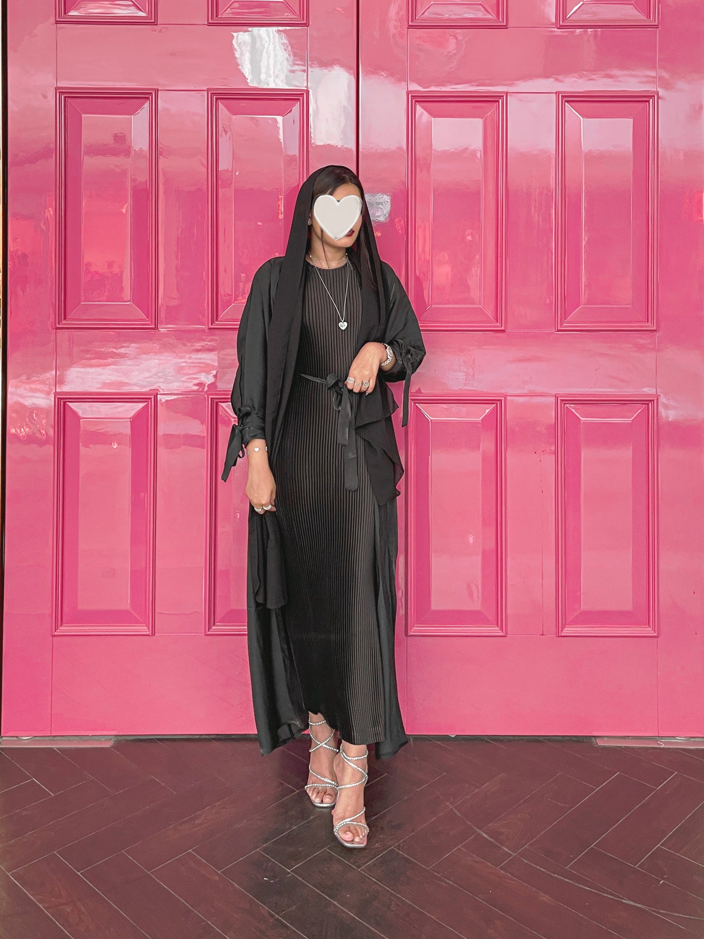 Lamia abaya black
