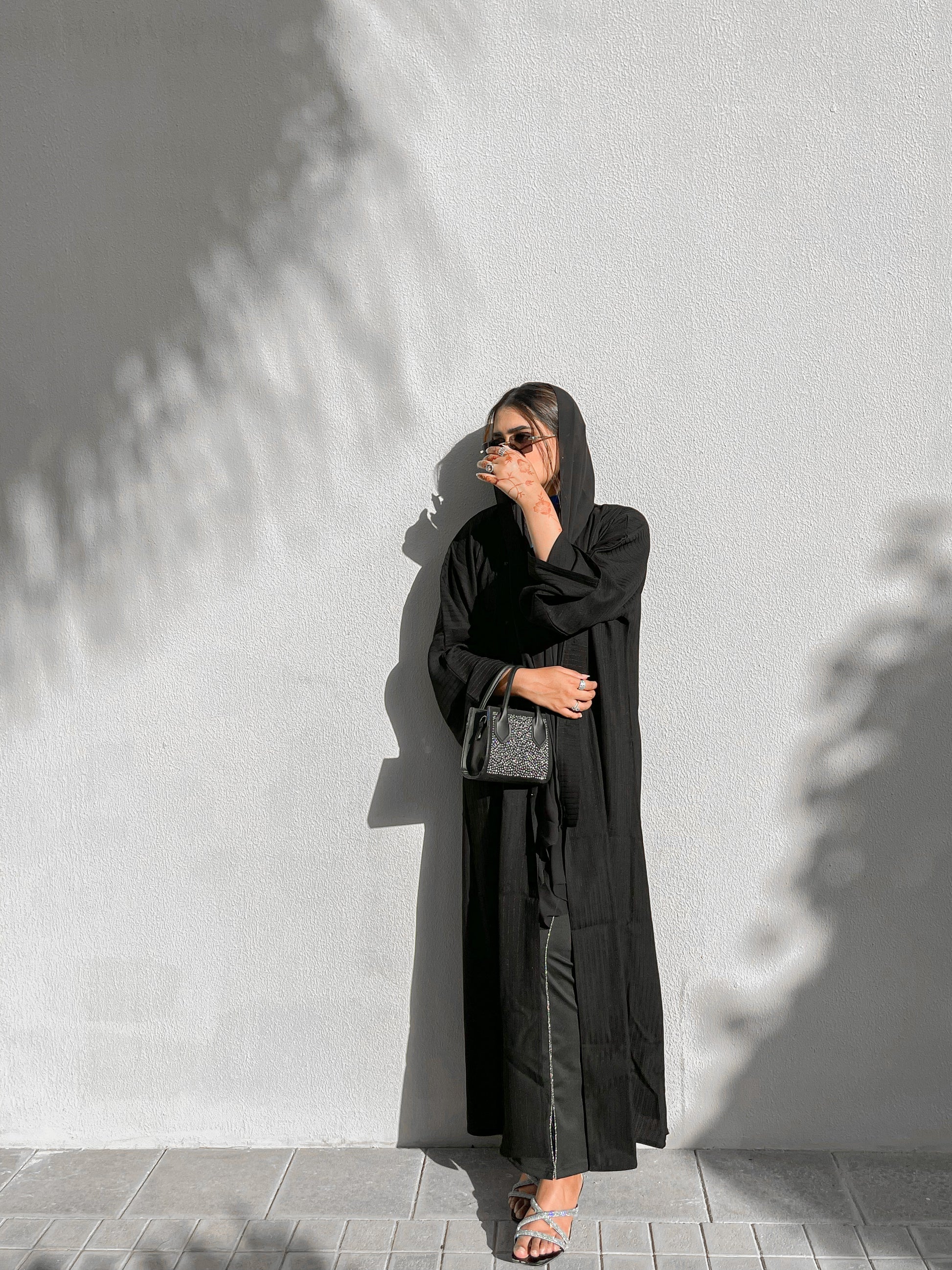 Layan abaya black