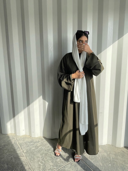 Layan abaya olive