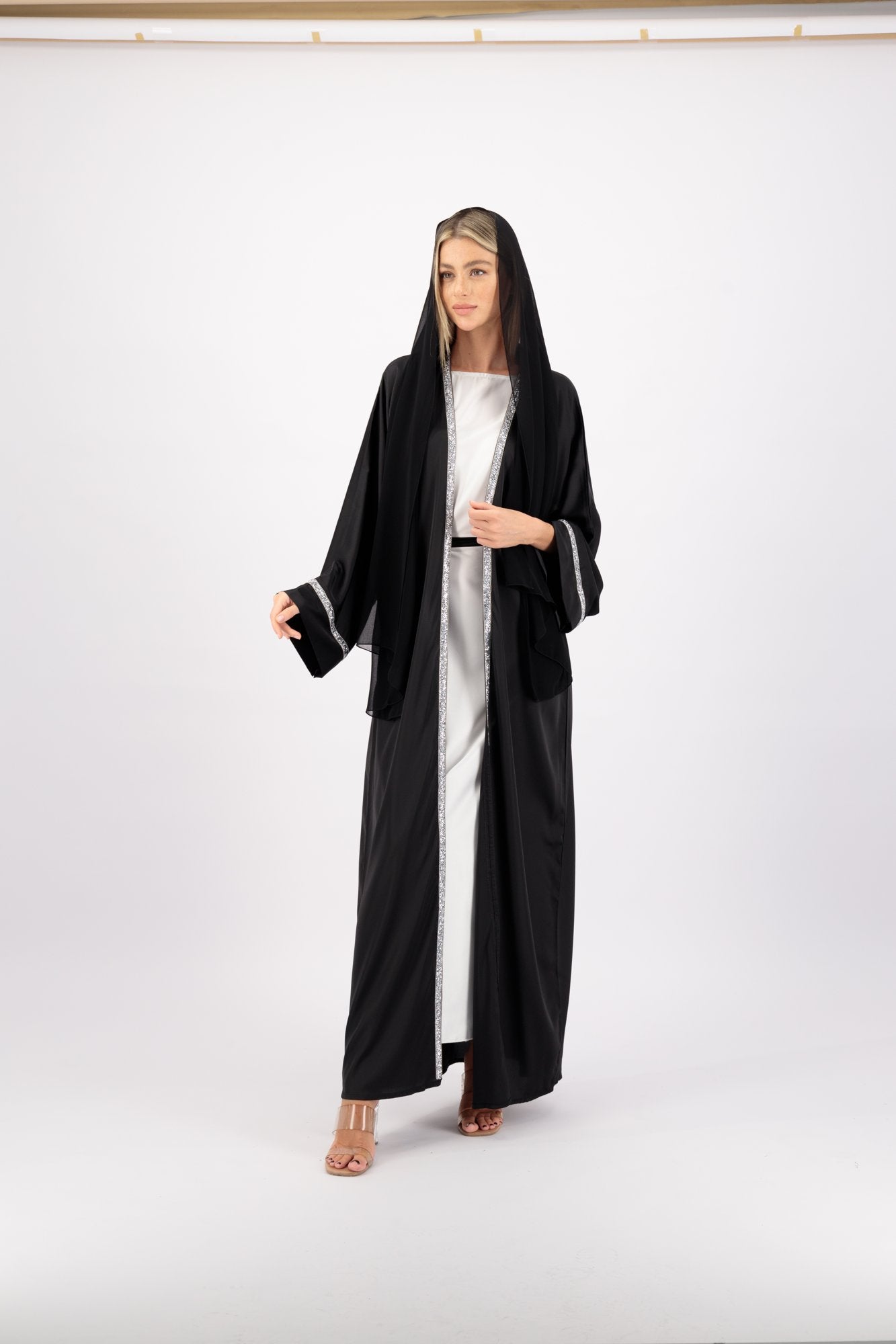 Black Piped Trim abaya model-front