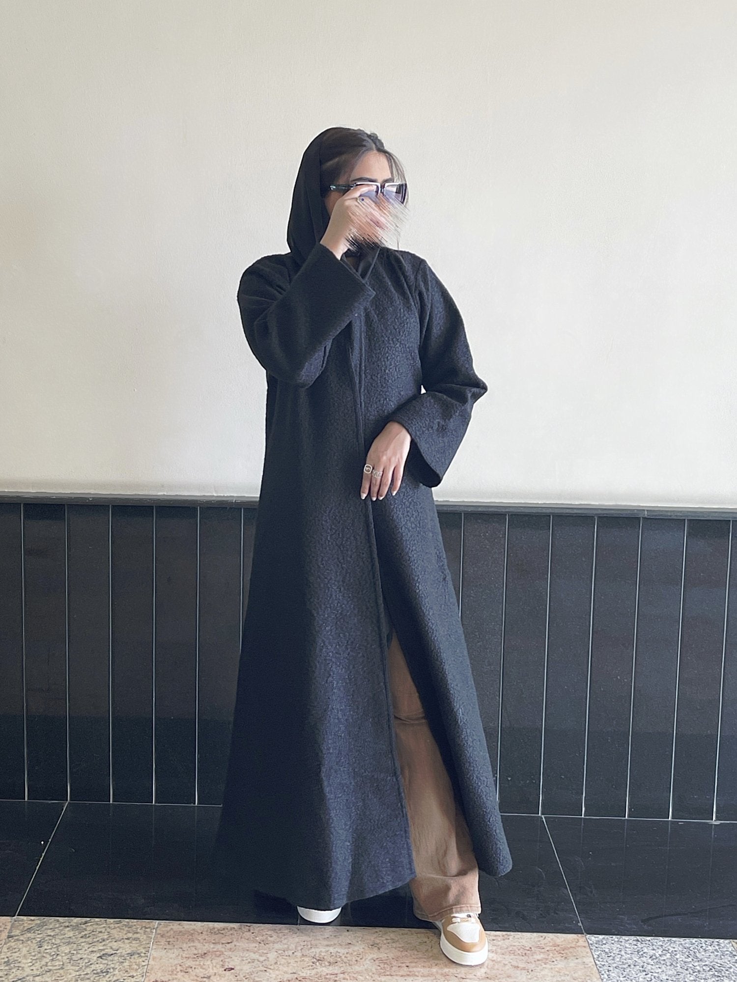 Teddy abaya model-sleeve